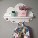 رف حائط أطفال شكل سحابة مع علاقات - رف + حامل حقائب لغرف الأطفال